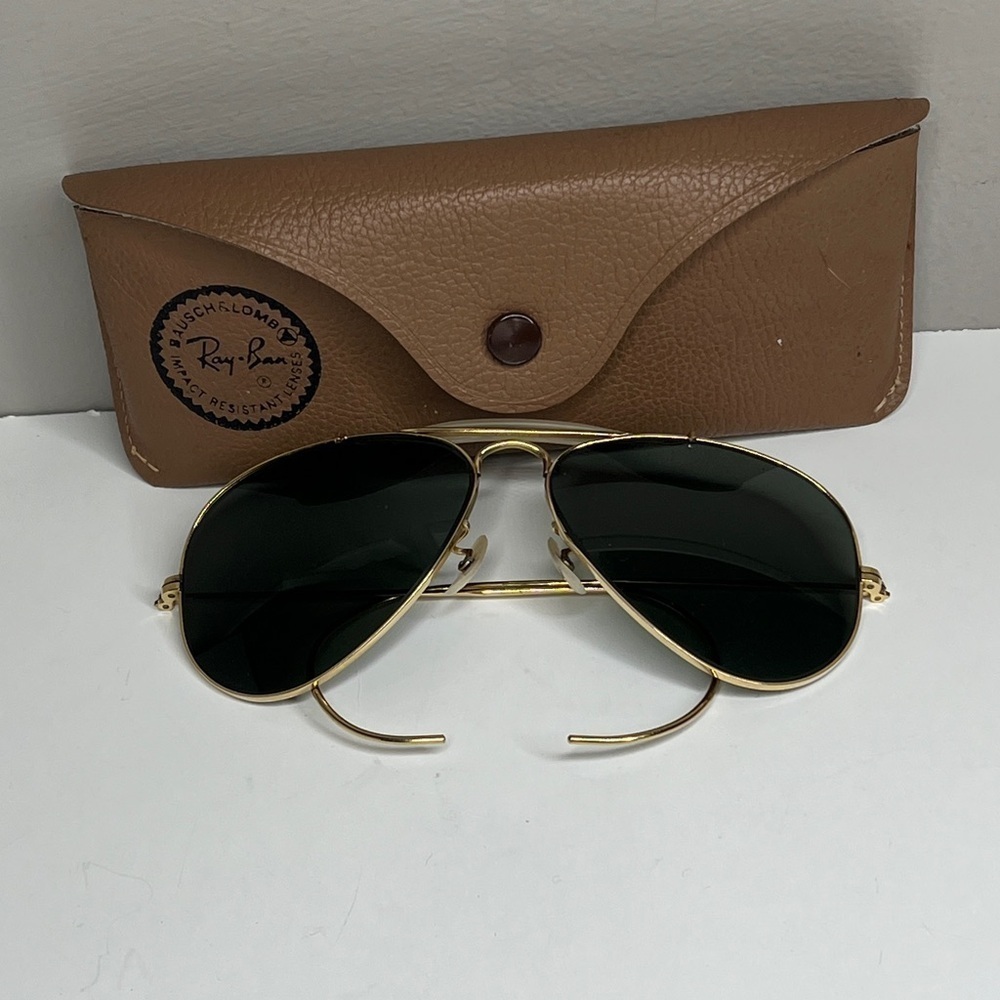 B & L Ray Ban Vintage Goldtone Filled Aviator Green Glass Lenses Sunglasses